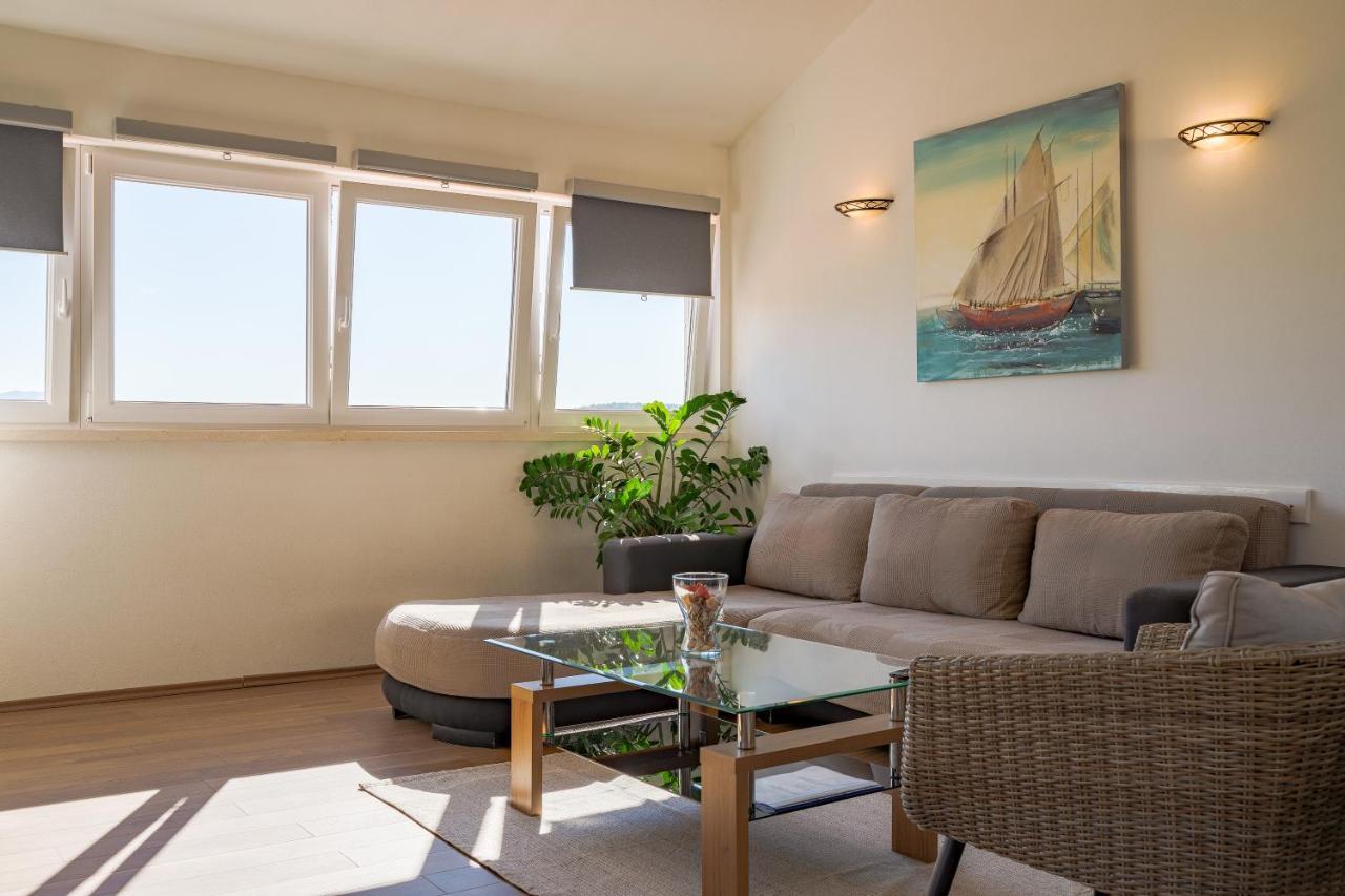 House Fidulic - Penthouse The View Lumbarda Exterior foto
